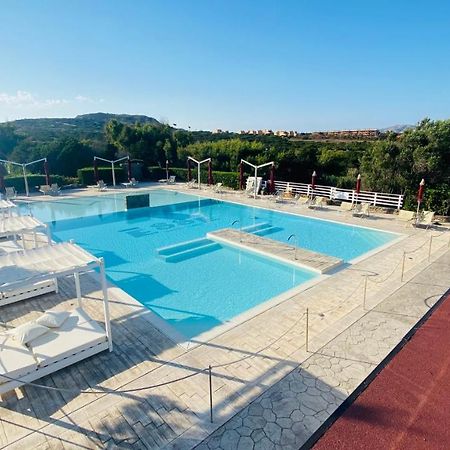 Hotel Club Esse Sporting Stintino Exteriér fotografie